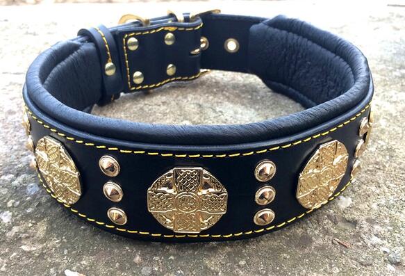 Bestia Maximus Dog Collar - Black and Gold