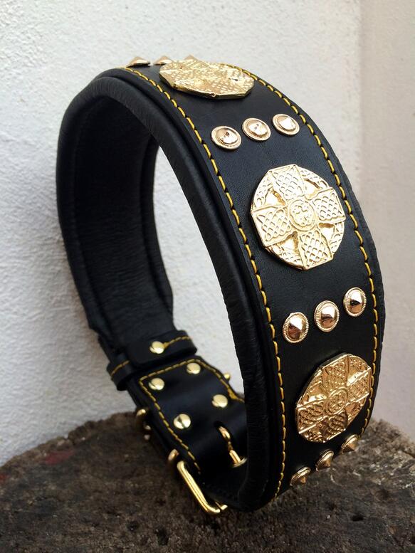 Bestia Maximus Dog Collar - Black and Gold