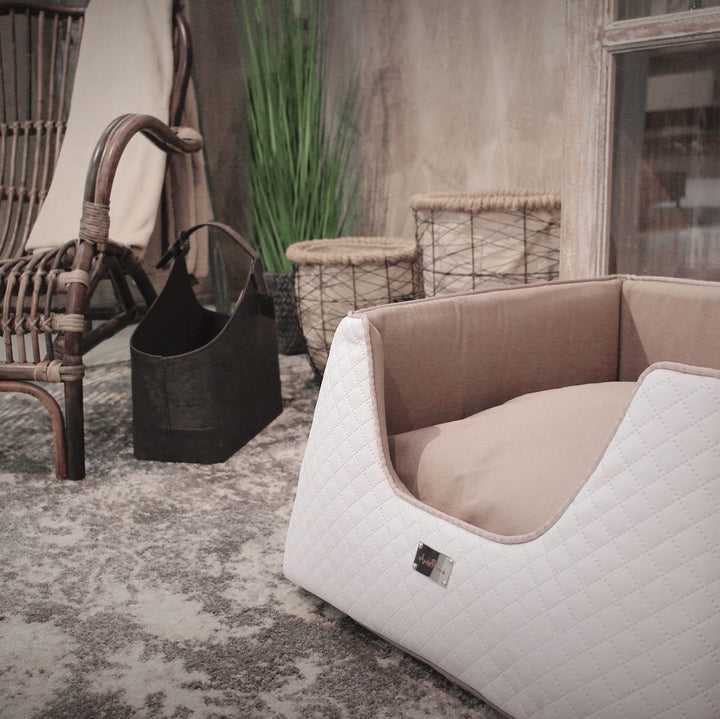 Anteprima Tronky Dog Bed - White Limited Edition